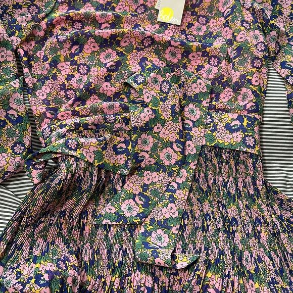 Pretty Floral Pink Dress - Picture 2 of 6